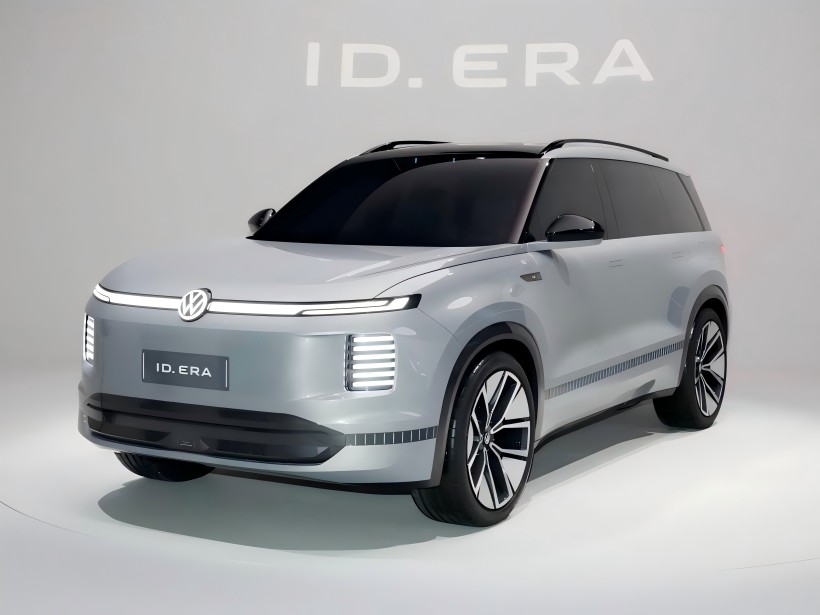 विस्तारित-रेंज SUV, वोक्सवैगन ID.ERA का उत्पादन संस्करण, ग्वांगज़ौ ऑटो शो में अपनी शुरुआत करने और Q1 2026 में बाजार में हिट करने की उम्मीद है।